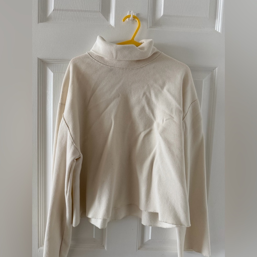 Zara Off-White Knit Sweater